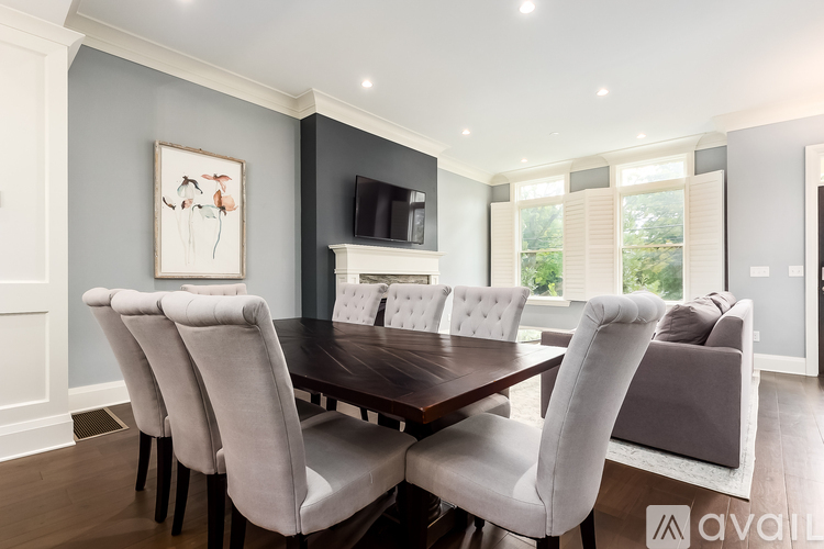 122 West Starr Avenue 3 Beds Townhouse for Rent - Photo gallery 3