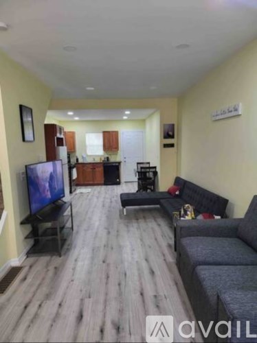 1623 St. Paul St 2 Beds Apartment for Rent