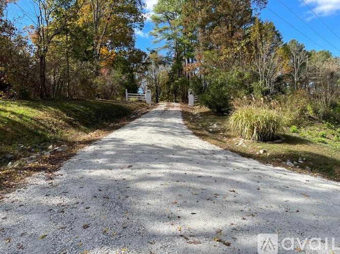 2707 River Road West 3 Beds Single Family Home for Rent - Photo gallery 2