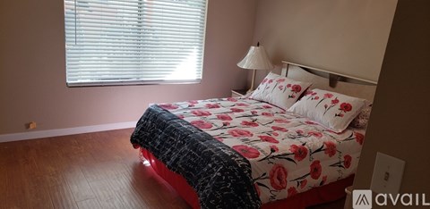 7731 Parnell Ave 2 Beds Apartment for Rent