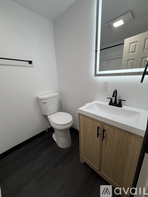 50 S Locust St 2 Beds Single Family Home for Rent - Photo gallery 3