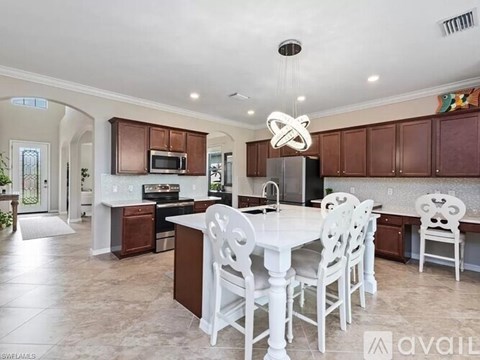 1610 Santiago Cir 5 Beds Apartment for Rent