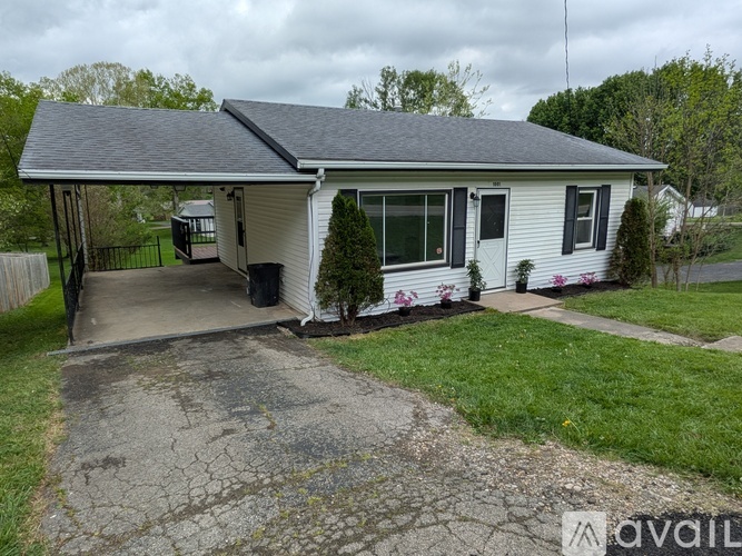 1001 Main St 3 Beds Single Family Home for Rent - Photo gallery 1