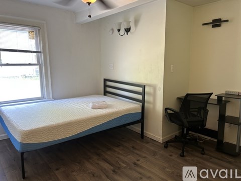 61 Walnut Street 2 Beds Apartment for Rent