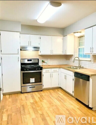 418 South Main Street 3 Beds Apartment for Rent
