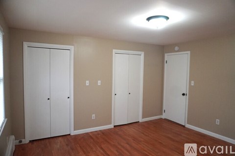 111 Ferndale Avenue 2 Beds Apartment for Rent