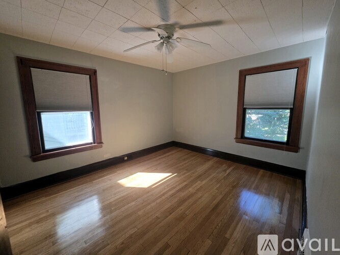 2855 East Derbyshire 3 Beds Apartment for Rent - Photo gallery 5