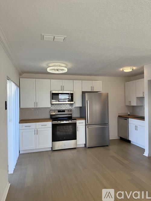 436 Auburn Drive 2 Beds Condo for Rent - Photo gallery 3