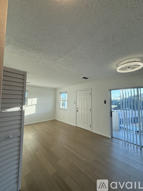 436 Auburn Drive 2 Beds Condo for Rent - Photo gallery 5