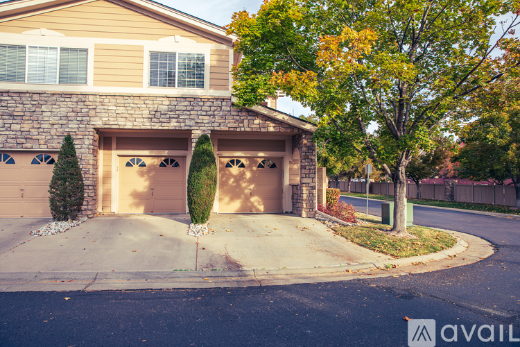 4242 South Blackhawk Circle 3 Beds Townhouse for Rent - Photo gallery 1