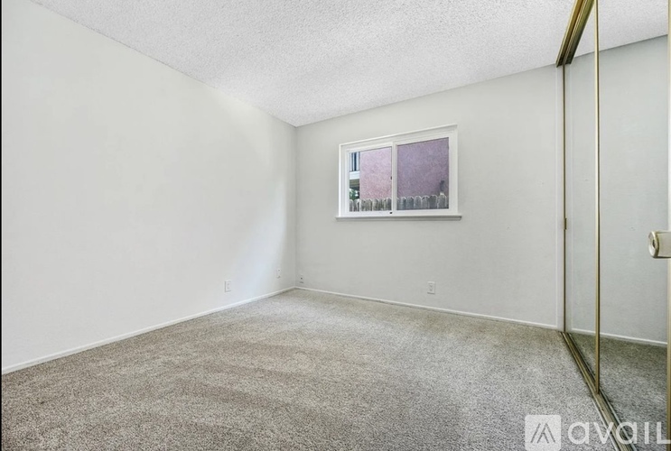 23061 Via San Gabriel 2 Beds Single Family Home for Rent - Photo gallery 3