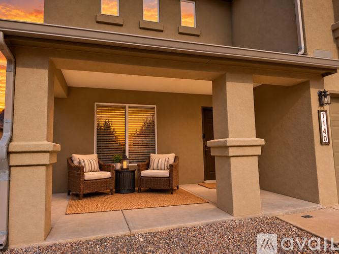 1140 Capitan Street Northwest 5 Beds Single Family Home for Rent - Photo gallery 3