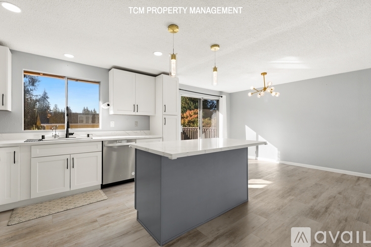 2922 168th St SE 3 Beds Single Family Home for Rent - Photo gallery 4