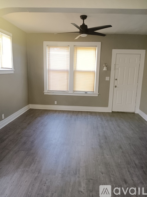 212 Summit St 2 Beds Apartment for Rent - Photo gallery 2