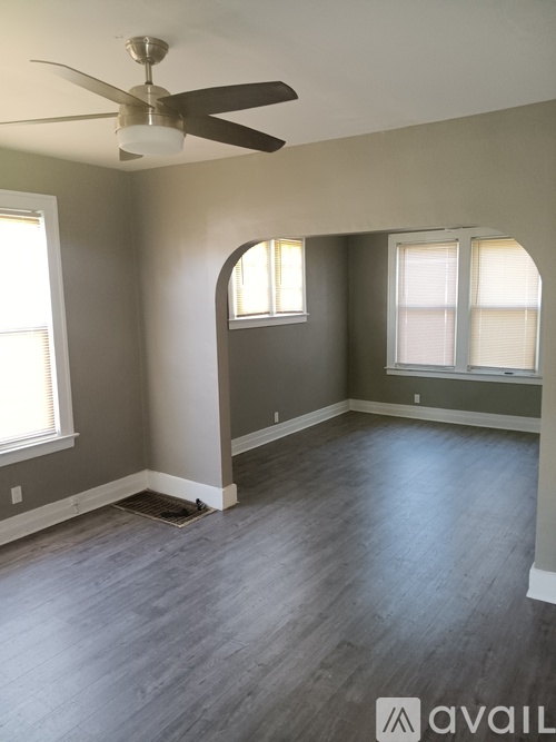 212 Summit St 2 Beds Apartment for Rent - Photo gallery 3