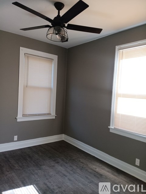 212 Summit St 2 Beds Apartment for Rent