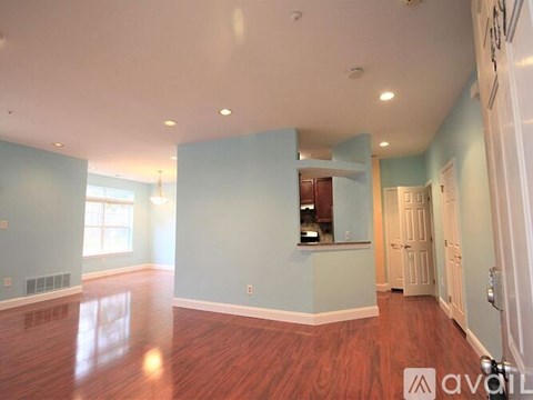 409 Dresher Woods Drive 2 Beds Apartment for Rent