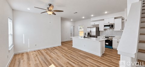 1052 North Ln 3 Beds Apartment for Rent