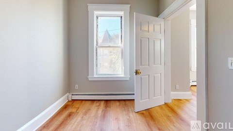 36 Mozart St 3 Beds Apartment for Rent
