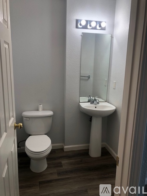 12403 Summers St 2 Beds Townhouse for Rent - Photo gallery 2