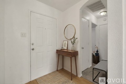 2721 Carten St 3 Beds Apartment for Rent