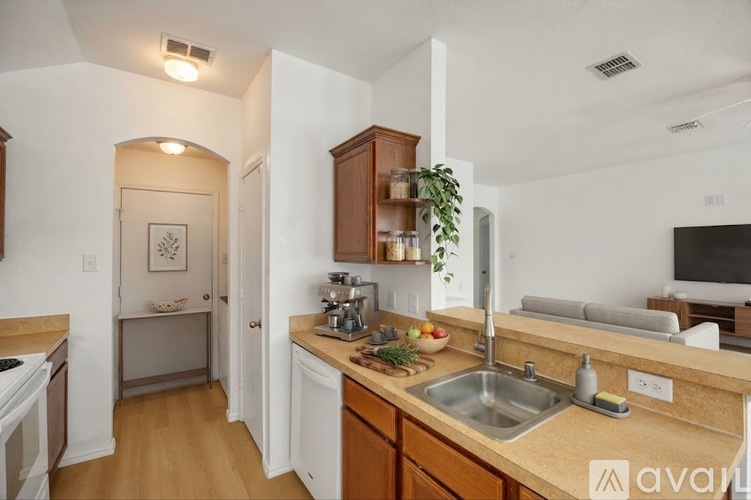 2721 Carten St 3 Beds Single Family Home for Rent - Photo gallery 5