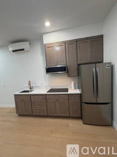 1815 G St Studio Apartment for Rent - Photo gallery 5
