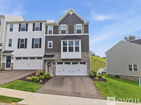 204 Filmore Dr 3 Beds Apartment for Rent