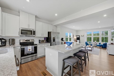 204 Filmore Dr 3 Beds Apartment for Rent