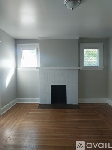 649 Glenwood Ave 3 Beds Apartment for Rent