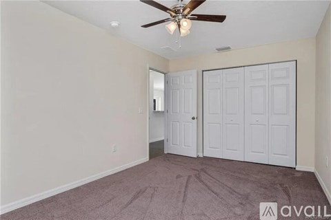 6022 E Tremont St 3 Beds Apartment for Rent