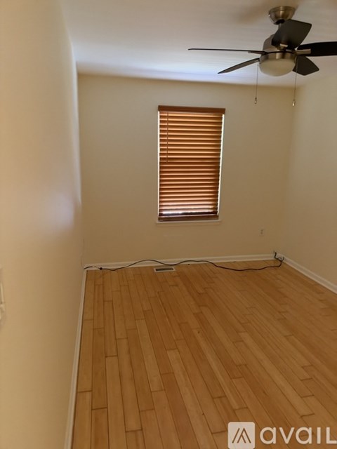 1009 Red Lion Ct 3 Beds Apartment for Rent