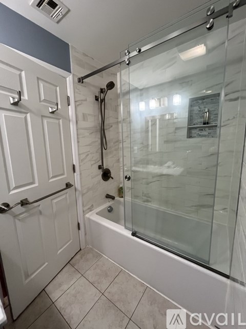 12 Mount Pleasant Avenue 4 Beds Apartment for Rent
