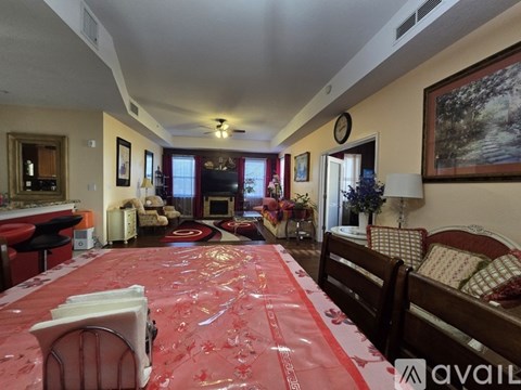 630 Wells CT 2 Beds Apartment for Rent