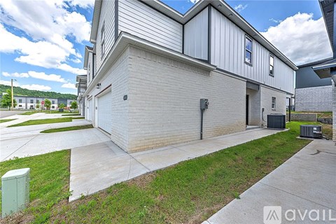 4211 W Santa Fe St 4 Beds Apartment for Rent