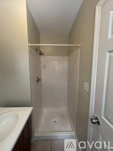 268 Ellis Ave 1 Apartment for Rent - Photo gallery 1