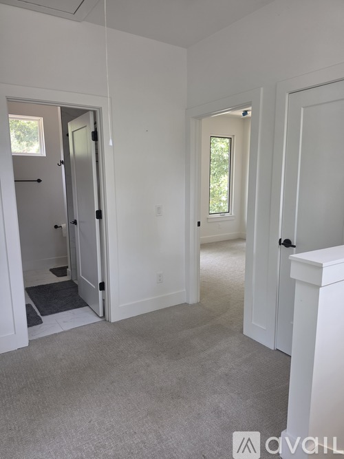 3 Mansfield Drive 3 Beds Single Family Home for Rent - Photo gallery 5