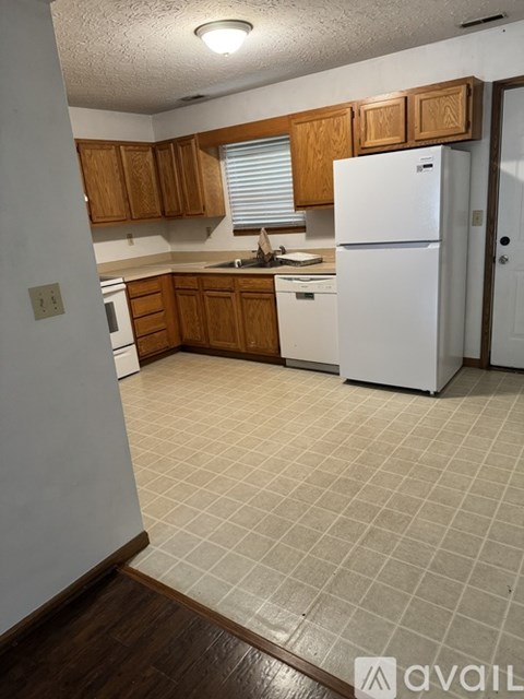 224 Minor Avenue 2 Beds Apartment for Rent