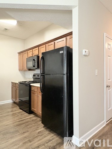 306 Moss Creek Ave 2 Beds Apartment for Rent