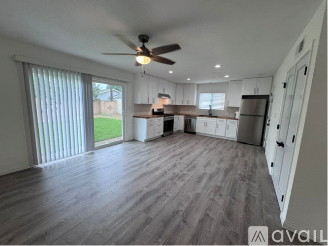 2109 Sanchez Drive 3 Beds Single Family Home for Rent - Photo gallery 5