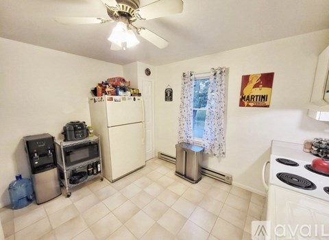 3 Leonard Avenue 2 Beds Apartment for Rent