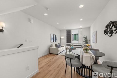 2106 NE 85Th St 2 Beds Apartment for Rent