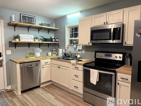 118 Alexander Lane 3 Beds Apartment for Rent