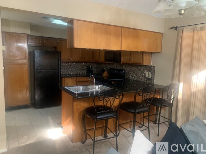 3636 Greenacres Place Drive 1 Condo for Rent - Photo gallery 3