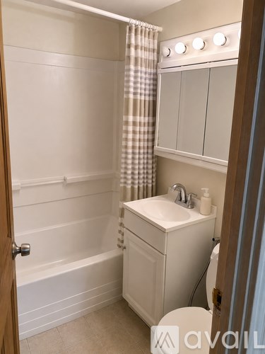 352 Riverway Studio Apartment for Rent