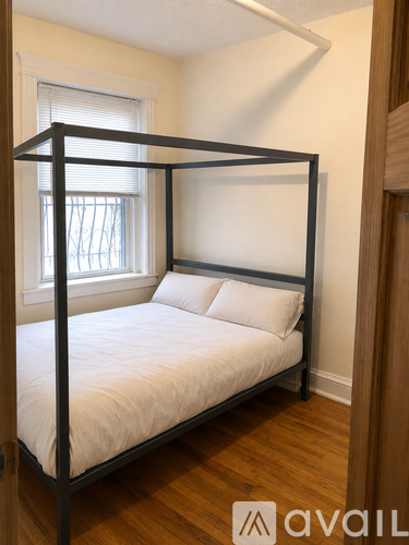 352 Riverway Studio Apartment for Rent - Photo gallery 4