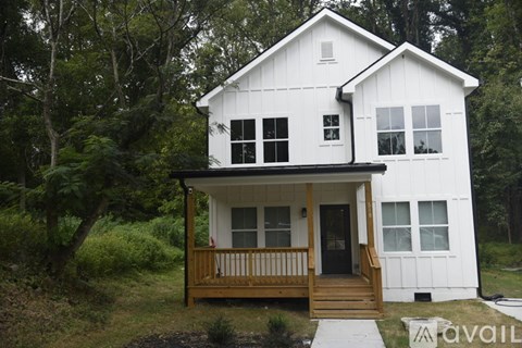 518 Pierce Avenue Northwest 4 Beds Apartment for Rent