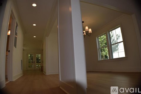 518 Pierce Avenue Northwest 4 Beds Apartment for Rent