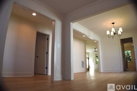 518 Pierce Avenue Northwest 4 Beds Apartment for Rent