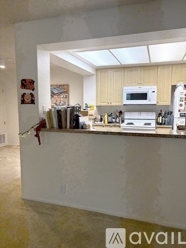 136 Roosevelt 2 Beds Apartment for Rent